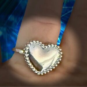 🔥2/$24 or 3/$30🔥 Heart-Shaped Silver Fashion Ring with Box